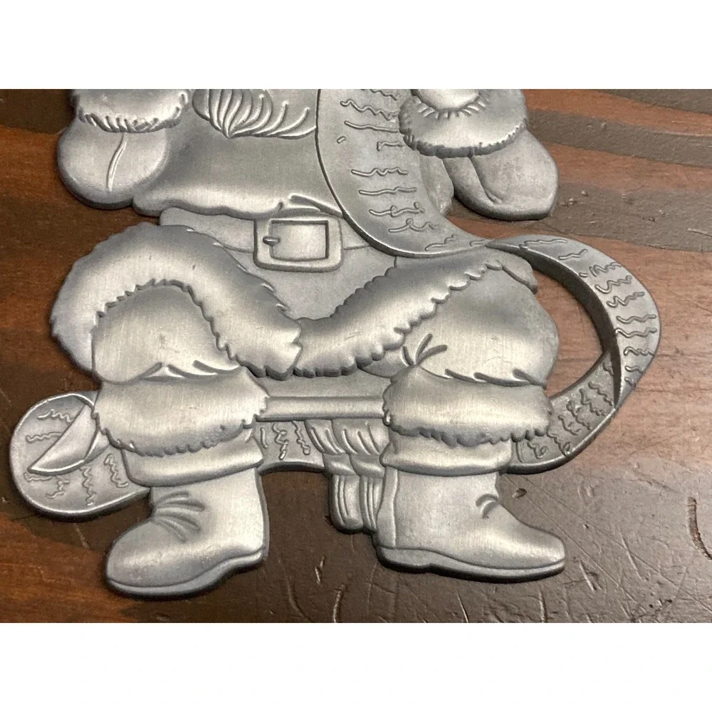 Bass Pro‎ Shops Santa's Wonderland Silver Metal Ornament Christmas Holiday